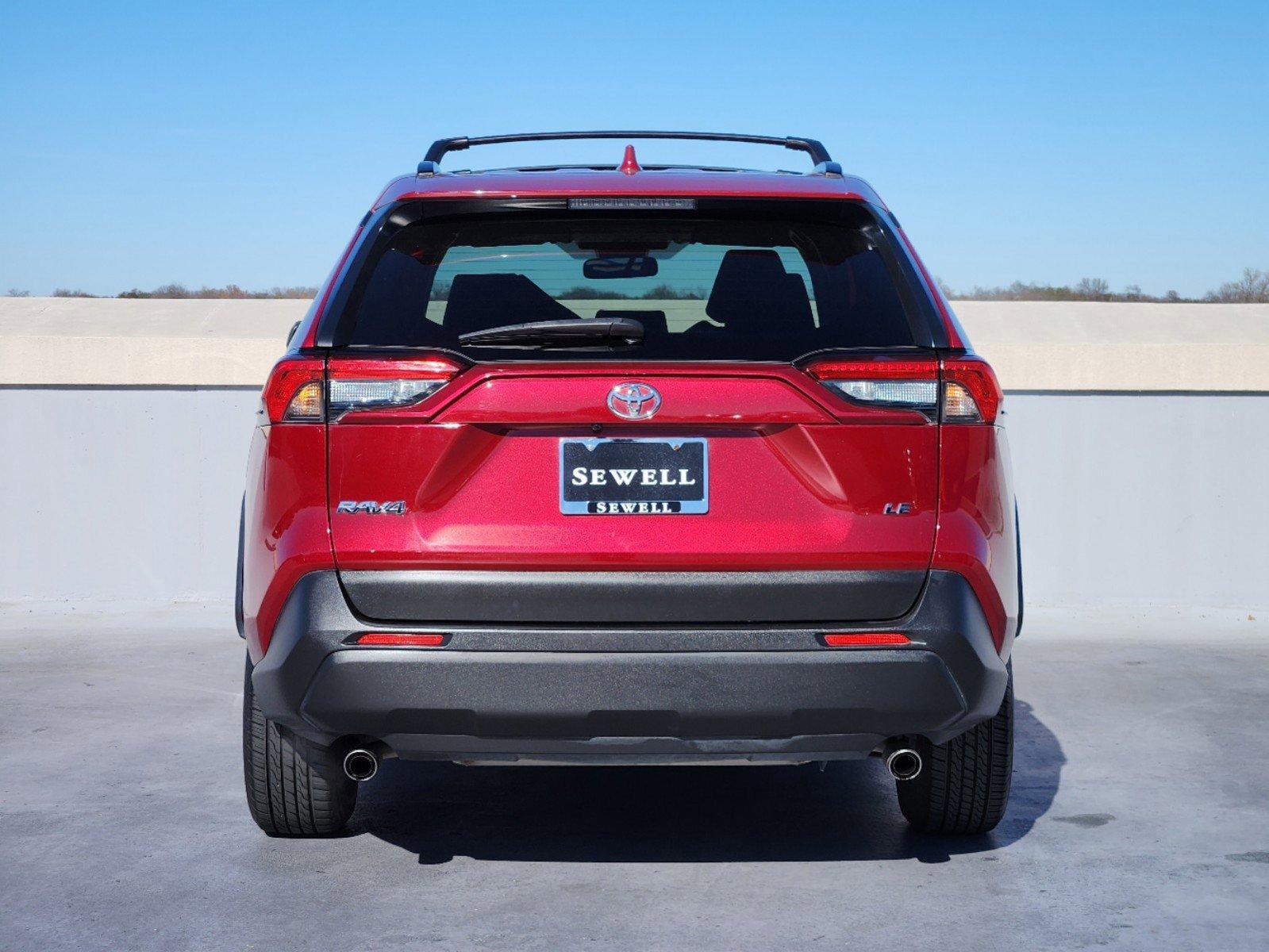 2019 Toyota RAV4 Vehicle Photo in DALLAS, TX 75209