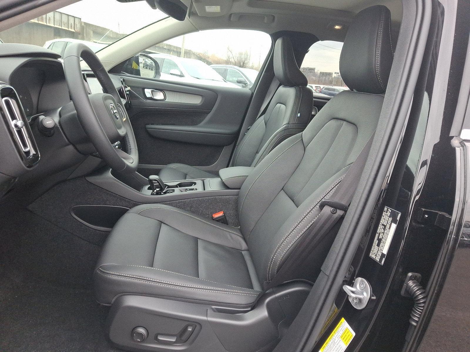 2025 Volvo XC40 Vehicle Photo in Trevose, PA 19053