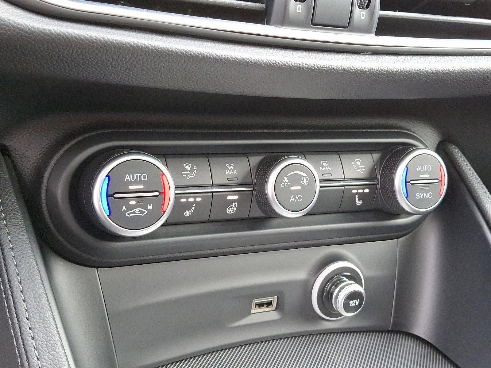 2023 Alfa Romeo Stelvio Vehicle Photo in Willow Grove, PA 19090