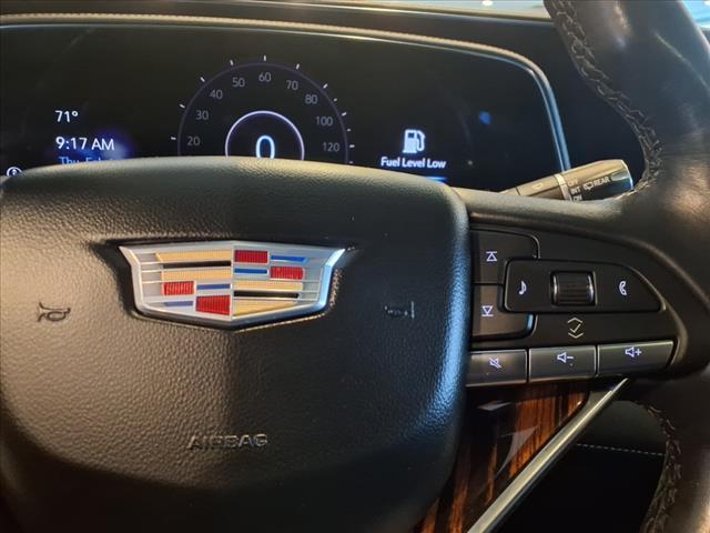 2022 Cadillac Escalade Vehicle Photo in SMITHTOWN, NY 11787-5023