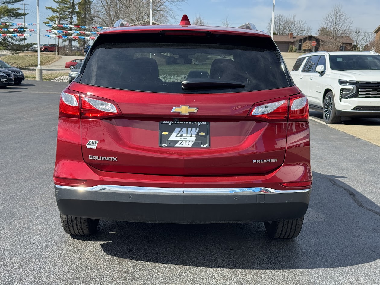 2020 Chevrolet Equinox Vehicle Photo in BOONVILLE, IN 47601-9633