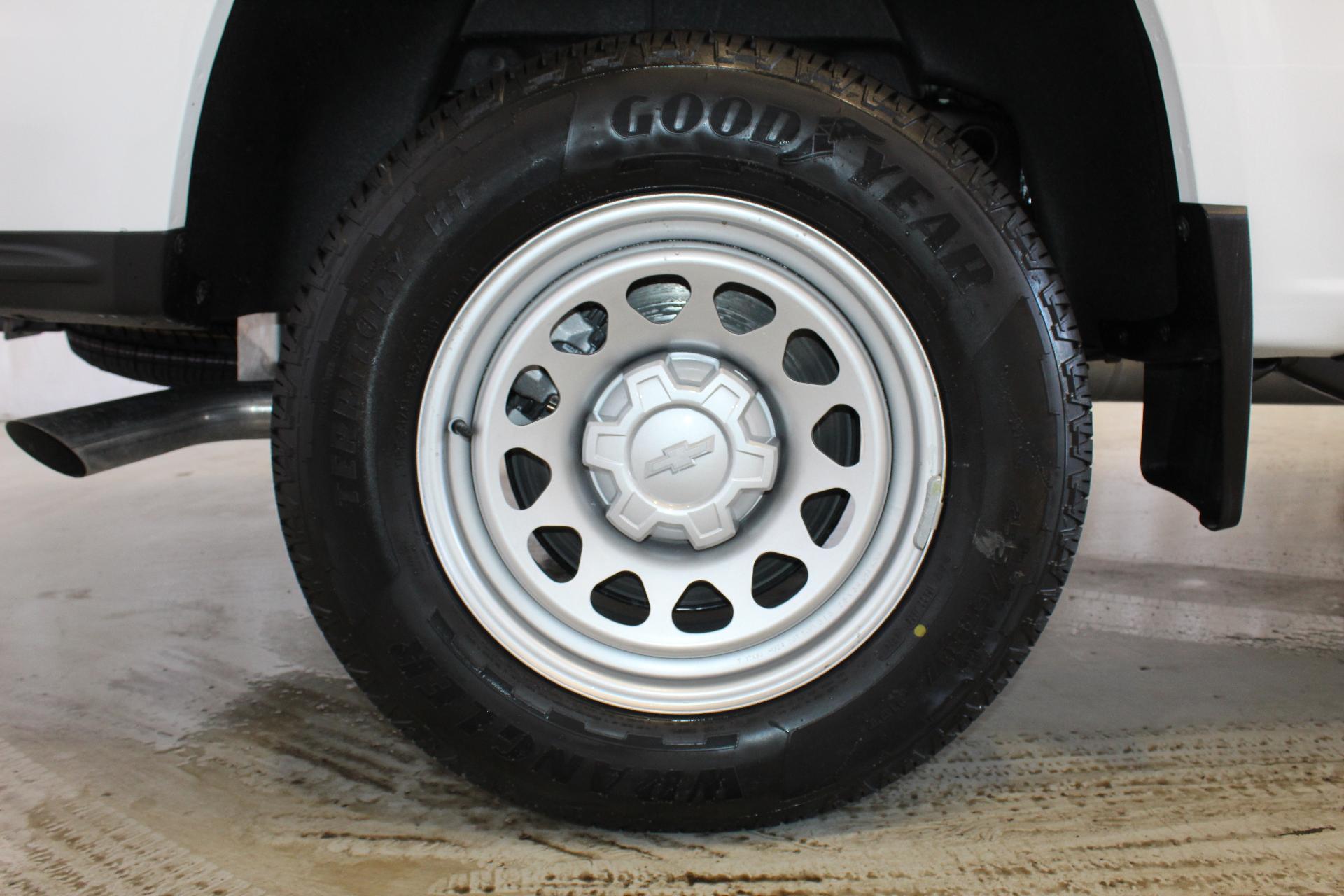 2025 Chevrolet Colorado Vehicle Photo in NORTHAMPTON, MA 01060-1120