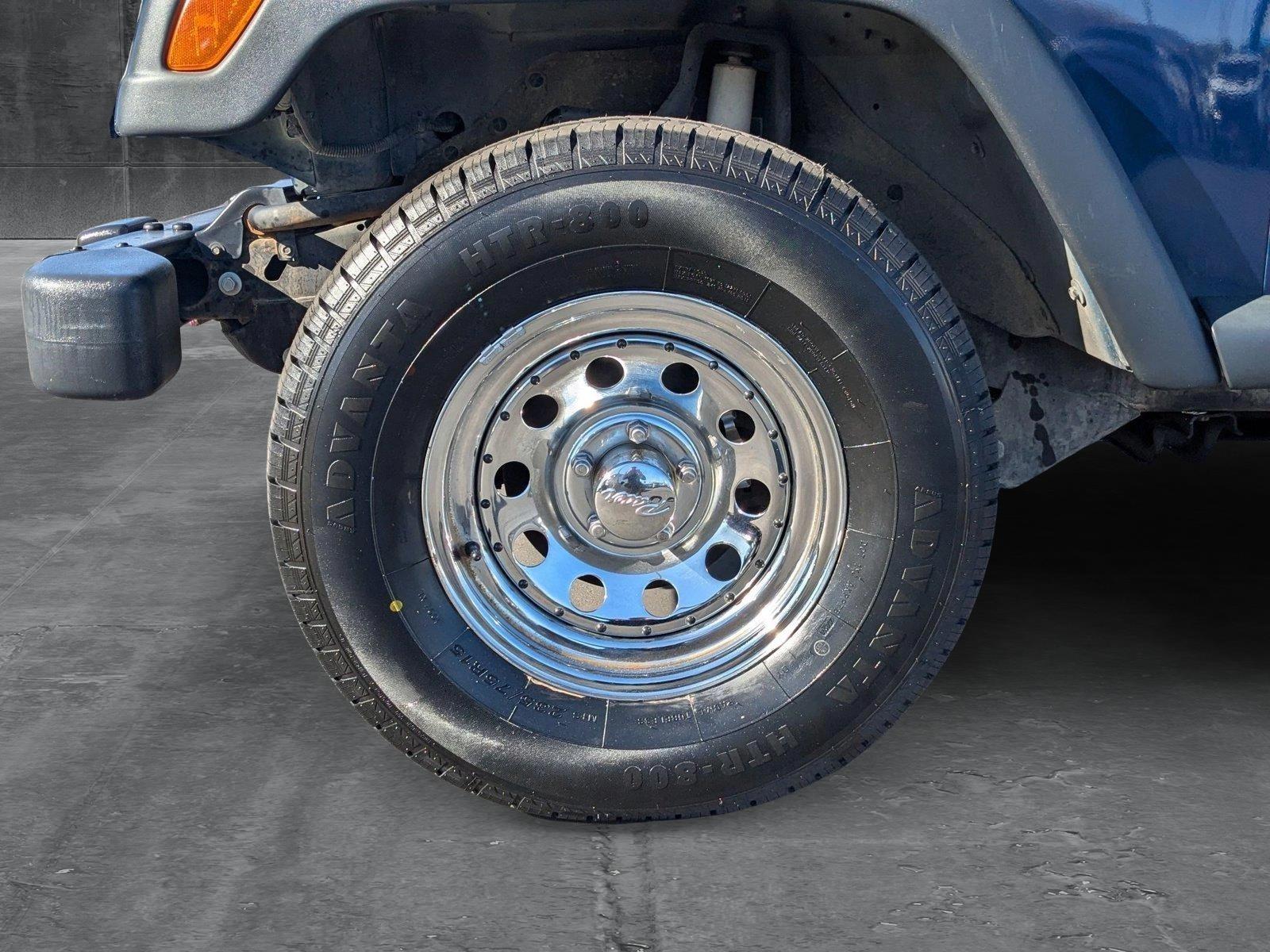 2005 Jeep Wrangler Vehicle Photo in VALENCIA, CA 91355-1705