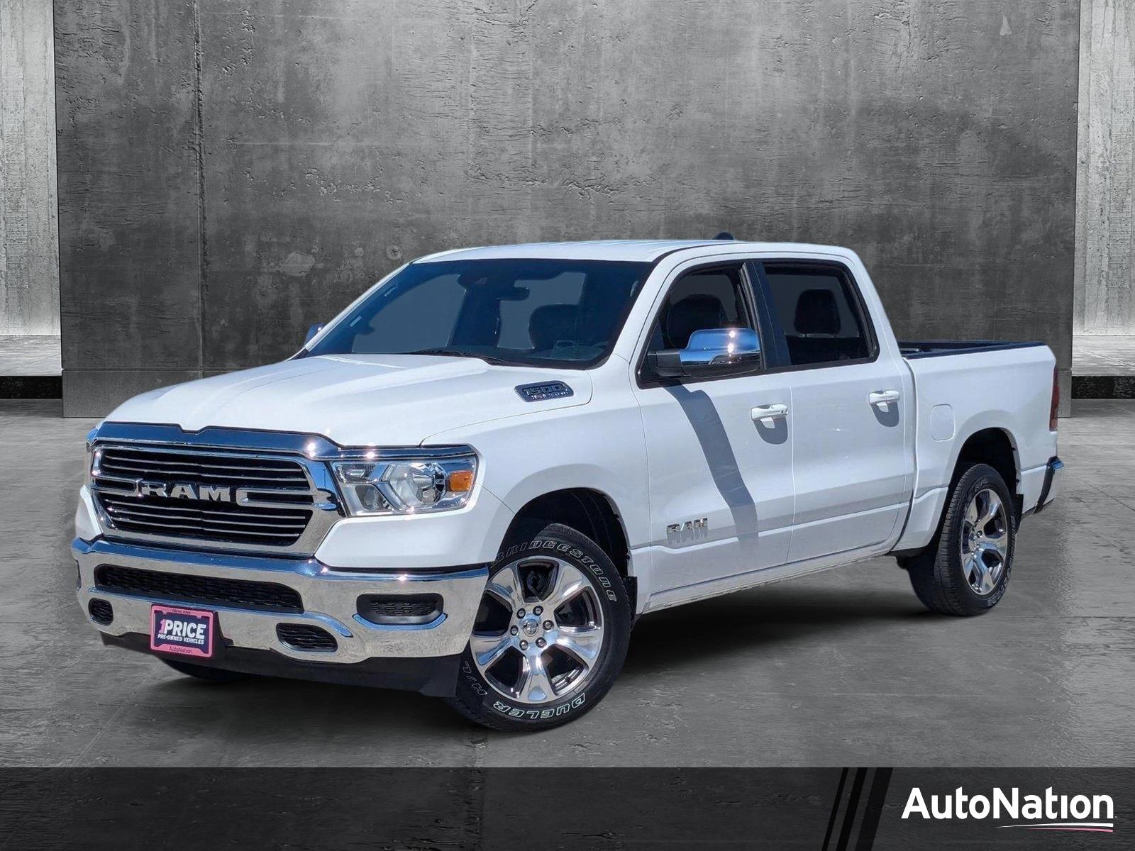 2024 Ram 1500 Vehicle Photo in Valencia, CA 91355