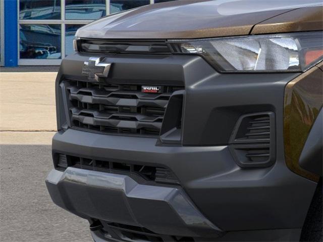 2025 Chevrolet Colorado Vehicle Photo in ENGLEWOOD, CO 80113-6708