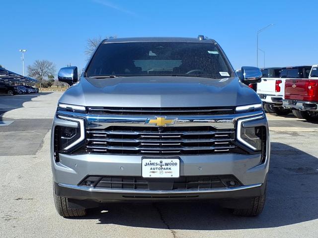 2025 Chevrolet Suburban Vehicle Photo in Denton, TX 76205