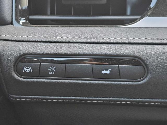 2025 INFINITI QX80 Vehicle Photo in Fort Worth, TX 76132