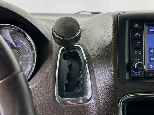 2012 Chrysler Town & Country Vehicle Photo in Doylsetown, PA 18901