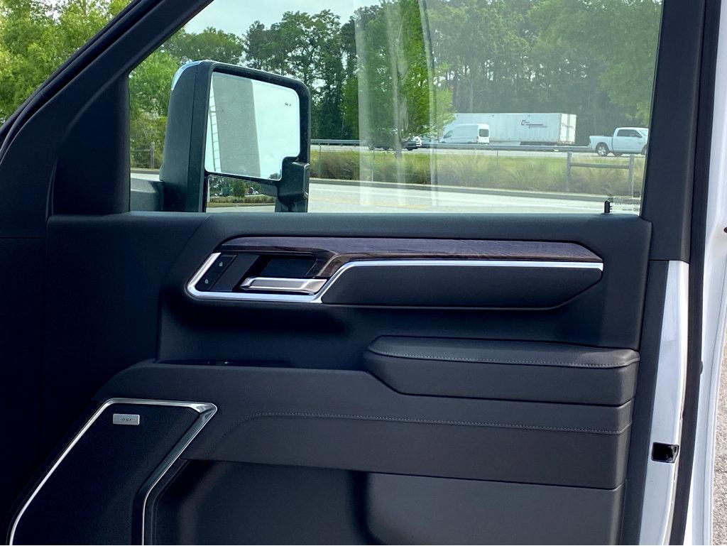 2025 Chevrolet Silverado 2500 HD Vehicle Photo in BEAUFORT, SC 29906-4218