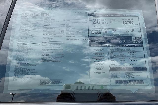 2025 Volvo XC40 Vehicle Photo in Grapevine, TX 76051