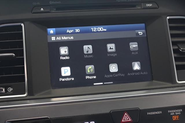 2017 Hyundai SONATA Vehicle Photo in Green Bay, WI 54304