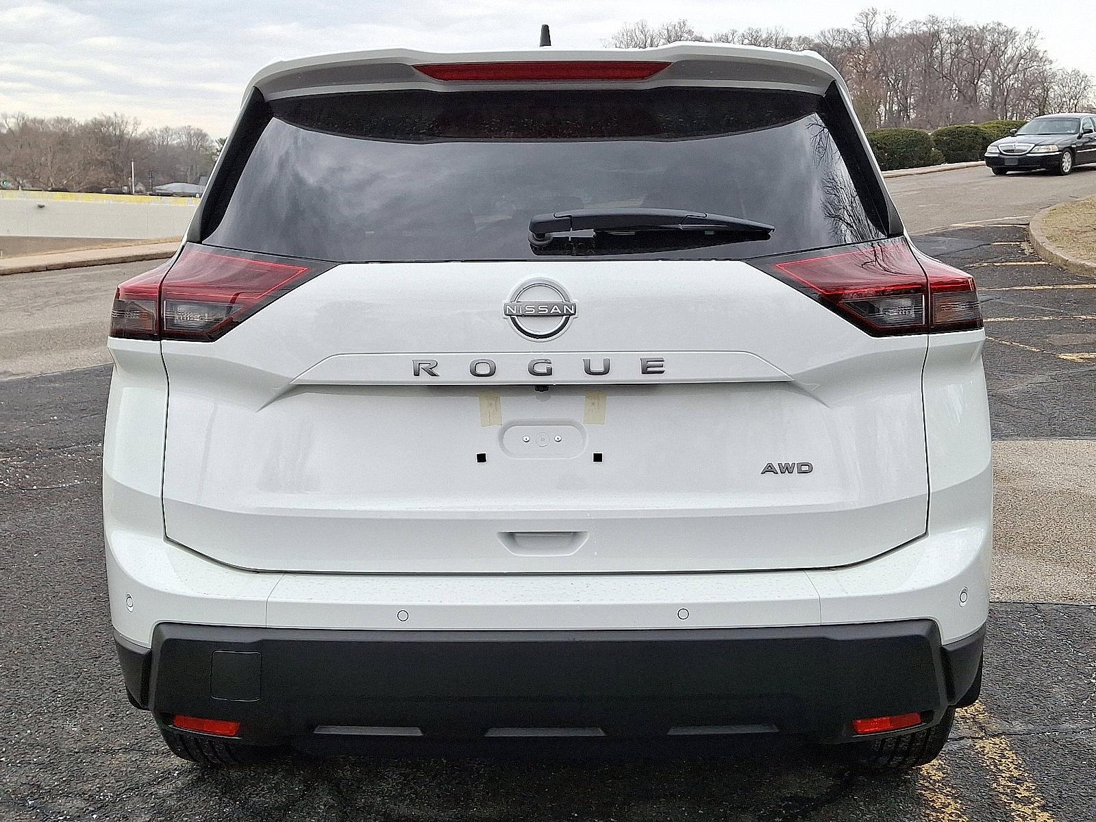 2025 Nissan Rogue Vehicle Photo in Mechanicsburg, PA 17050-2306