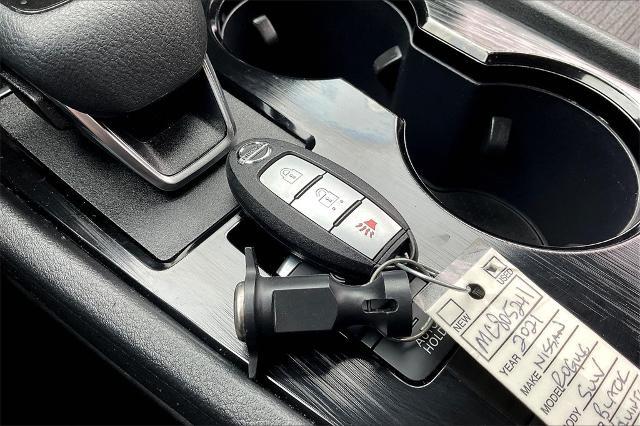 2021 Nissan Rogue Vehicle Photo in Grapevine, TX 76051