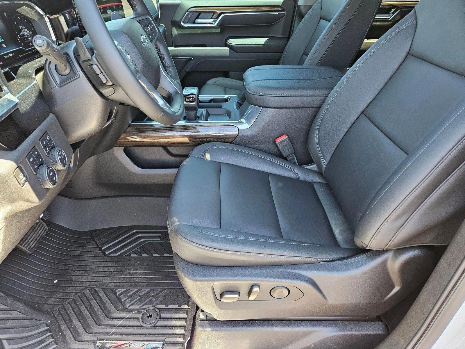 2025 Chevrolet Silverado 1500 Vehicle Photo in PEORIA, AZ 85382-3715