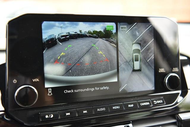 2025 Nissan Pathfinder Vehicle Photo in Ballwin, MO 63011