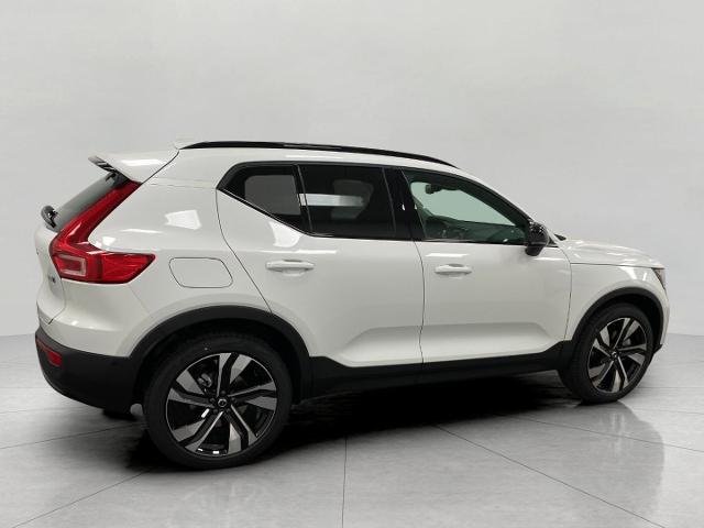 2025 Volvo XC40 Vehicle Photo in Appleton, WI 54913
