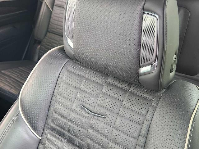 2024 Cadillac Escalade Vehicle Photo in HOUSTON, TX 77079