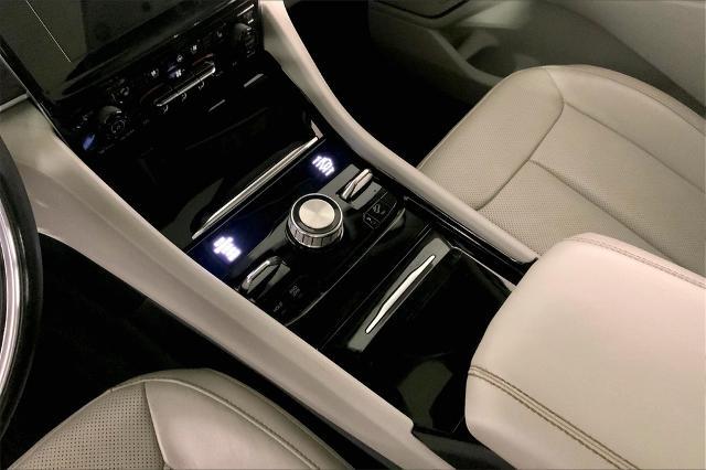 2022 Jeep Grand Cherokee L Vehicle Photo in Kansas City, MO 64114