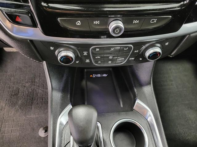2024 Chevrolet Traverse Limited Vehicle Photo in APPLETON, WI 54914-4656