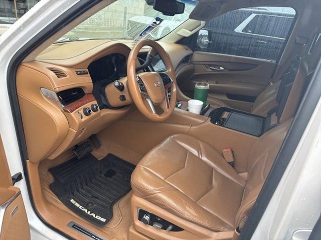 2016 Cadillac Escalade ESV Vehicle Photo in TREVOSE, PA 19053-4984