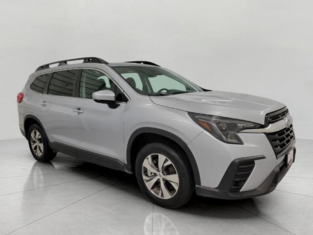2024 Subaru Ascent Vehicle Photo in Neenah, WI 54956