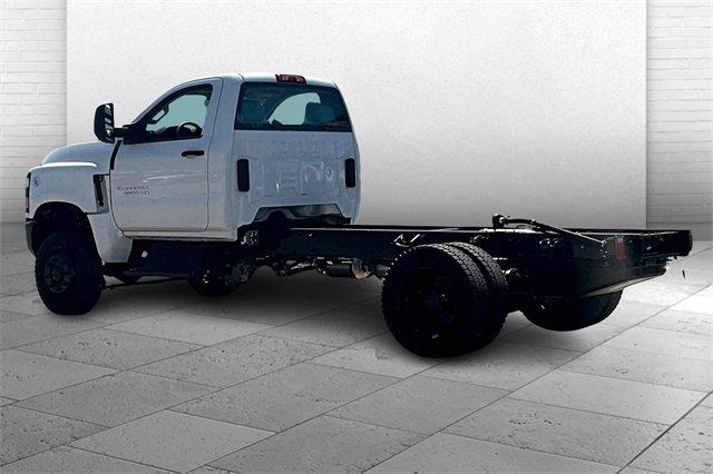 2024 Chevrolet Silverado Chassis Cab Vehicle Photo in TOPEKA, KS 66609-0000