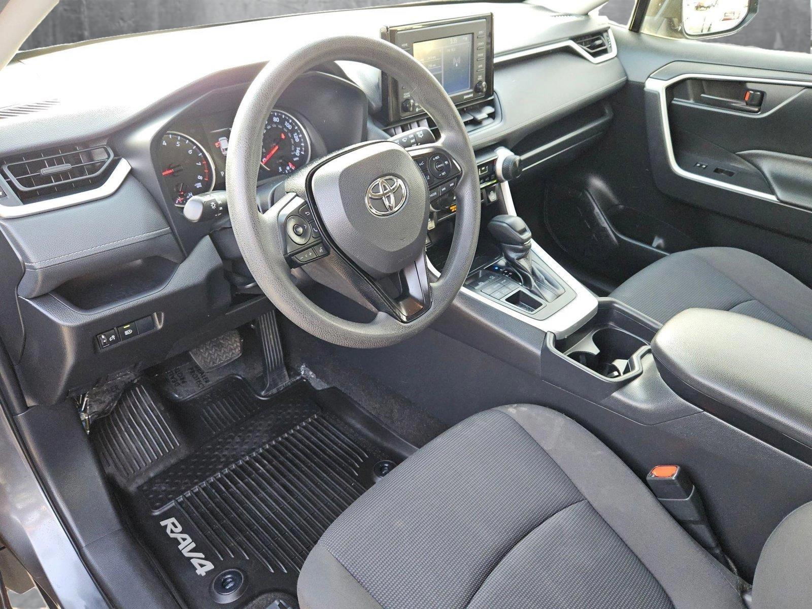 2020 Toyota RAV4 Vehicle Photo in MESA, AZ 85206-4395