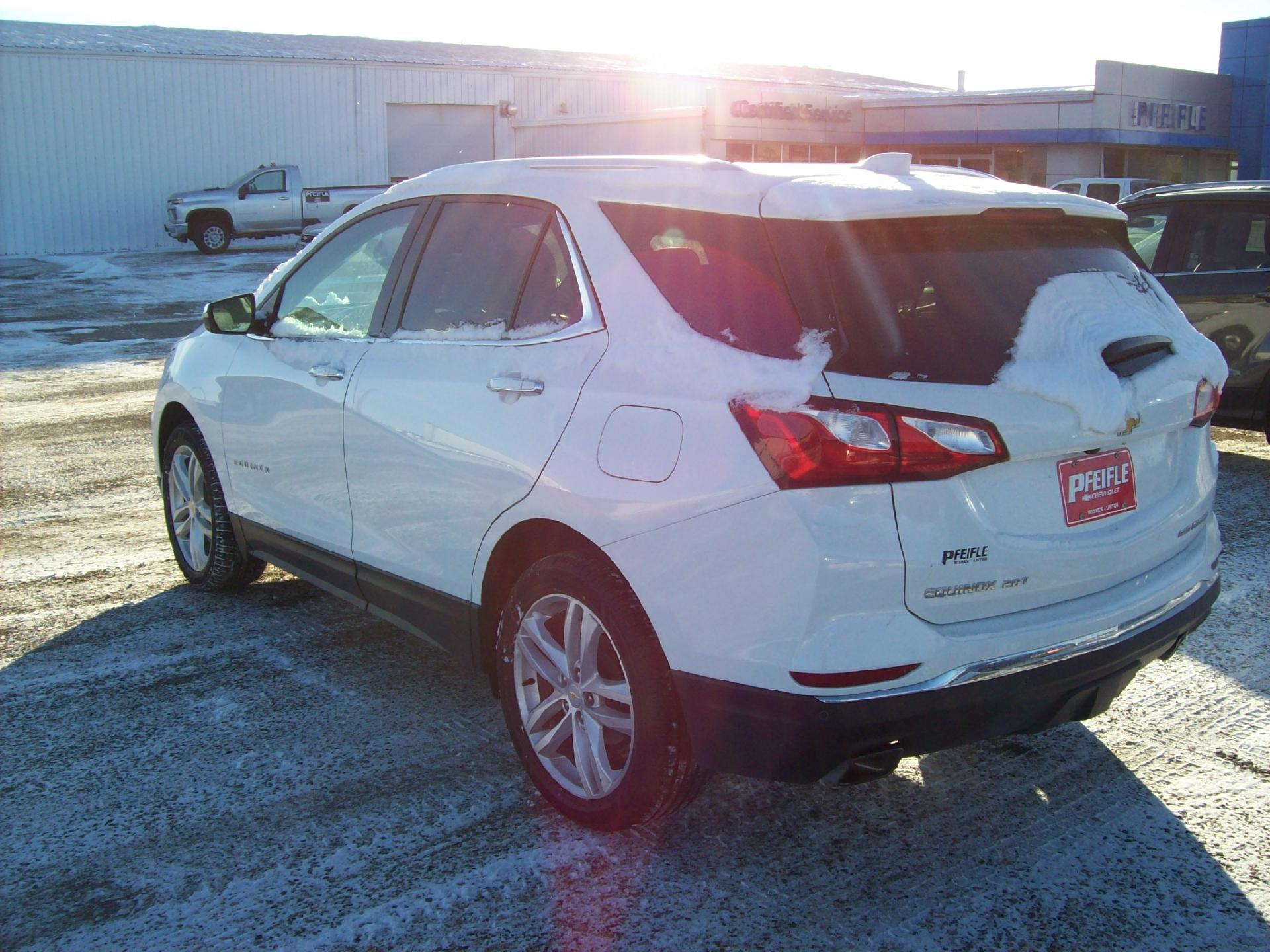 Used 2020 Chevrolet Equinox Premier with VIN 2GNAXYEX5L6224310 for sale in Wishek, ND