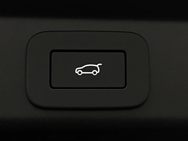 2025 Range Rover Sport Vehicle Photo in Appleton, WI 54913