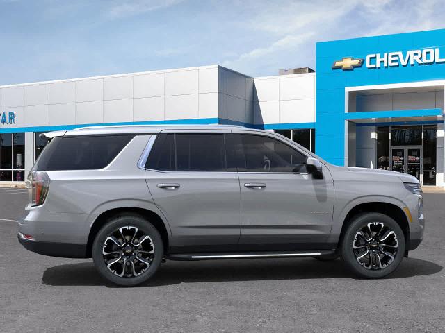2025 Chevrolet Tahoe Vehicle Photo in MOON TOWNSHIP, PA 15108-2571