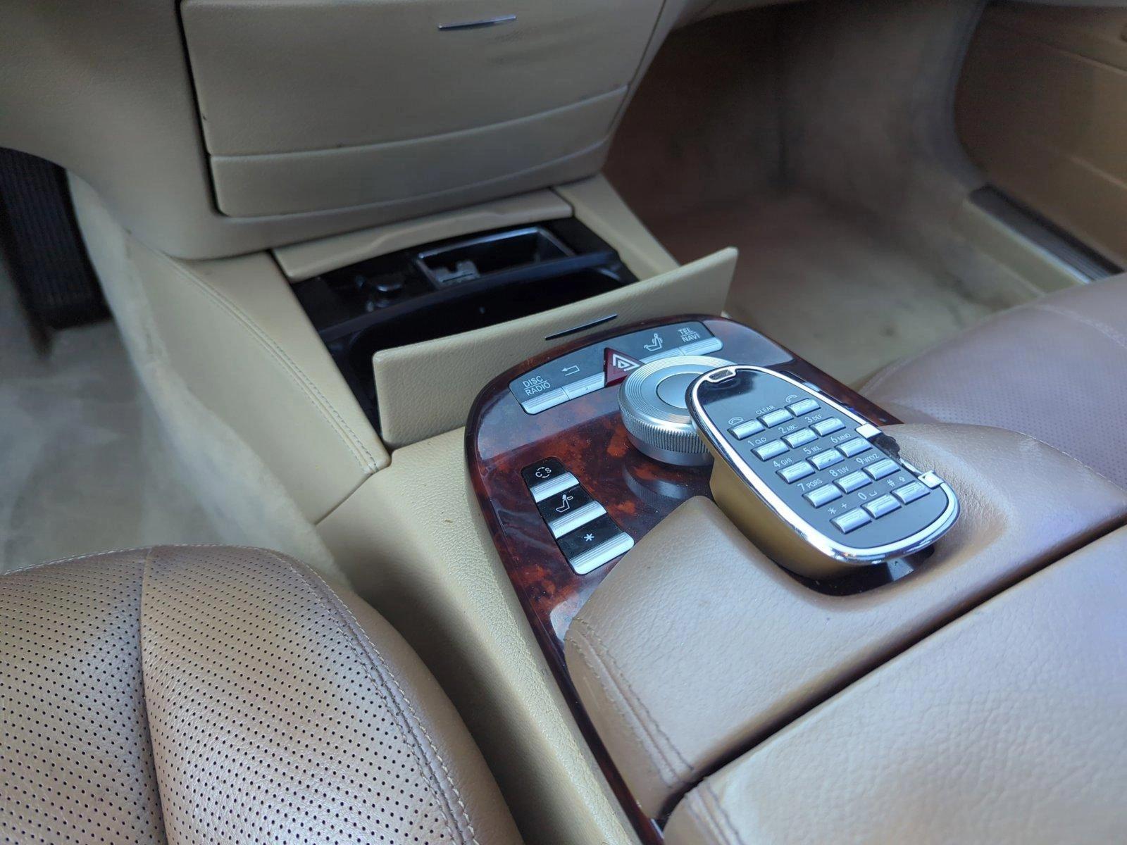 2007 Mercedes-Benz S-Class Vehicle Photo in Memphis, TN 38115