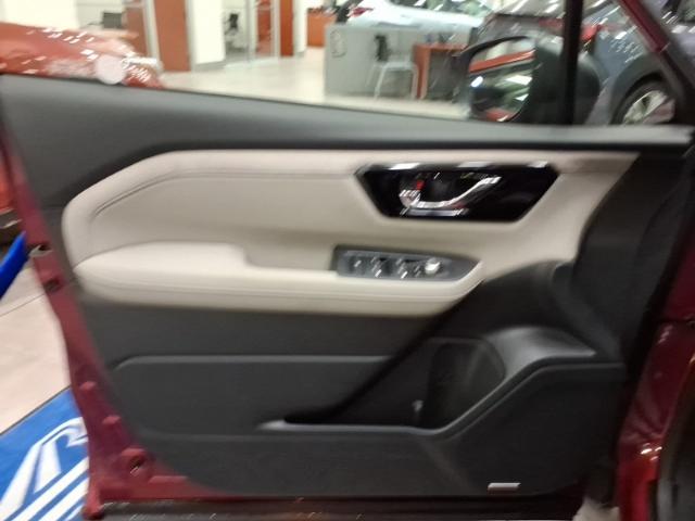 2025 Subaru Forester Vehicle Photo in Green Bay, WI 54304