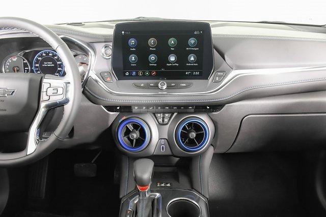 2025 Chevrolet Blazer Vehicle Photo in PUYALLUP, WA 98371-4149