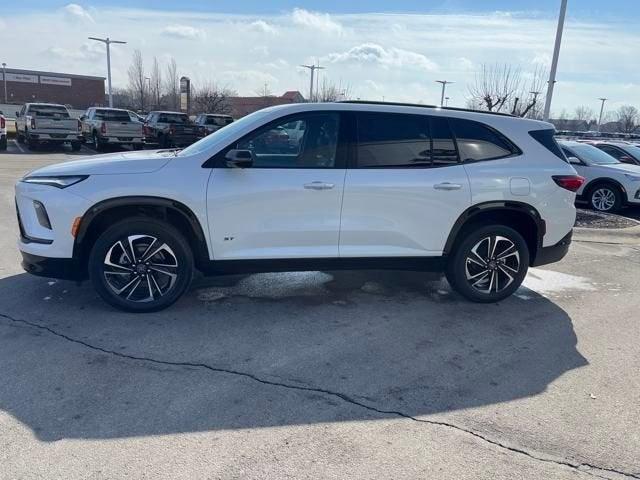2025 Buick Enclave Vehicle Photo in Fishers, IN 46038