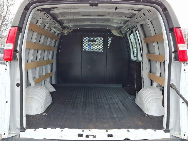 2022 Chevrolet Express Cargo 2500 Vehicle Photo in DANBURY, CT 06810-5034