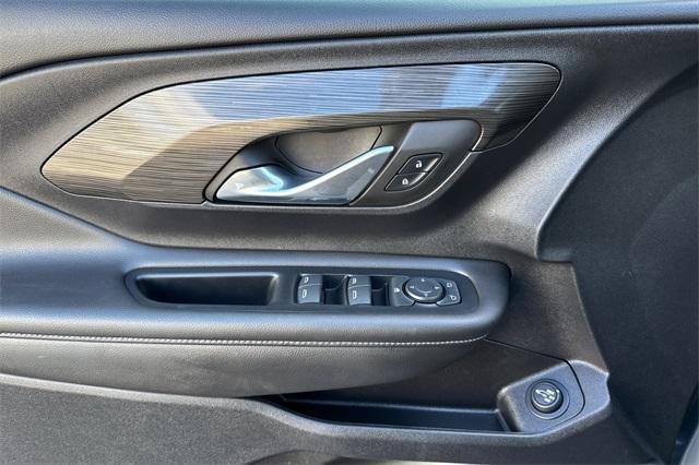 2023 GMC Terrain Vehicle Photo in ELK GROVE, CA 95757-8703