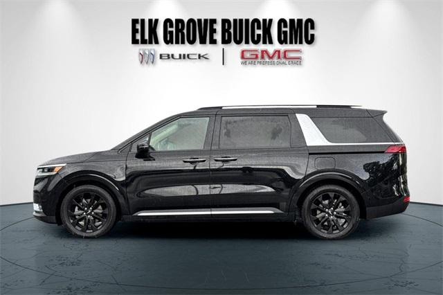 2022 Kia Carnival Vehicle Photo in ELK GROVE, CA 95757-8703