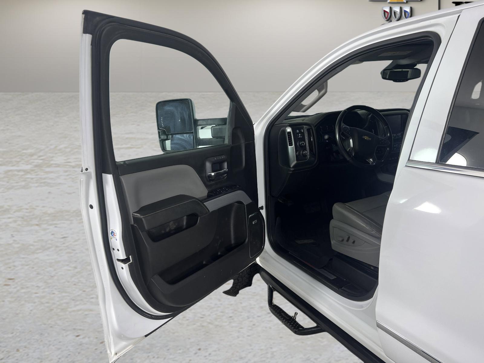 2016 Chevrolet Silverado 2500 HD Vehicle Photo in GEORGETOWN, TX 78626-7508