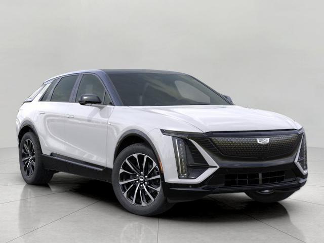 2025 Cadillac LYRIQ Vehicle Photo in GREEN BAY, WI 54303-3330