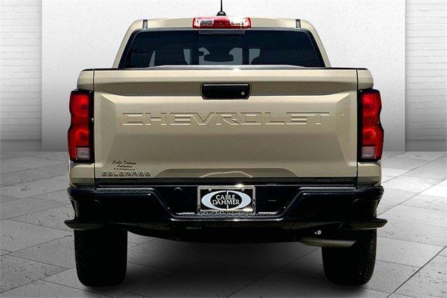 2024 Chevrolet Colorado Vehicle Photo in TOPEKA, KS 66609-0000