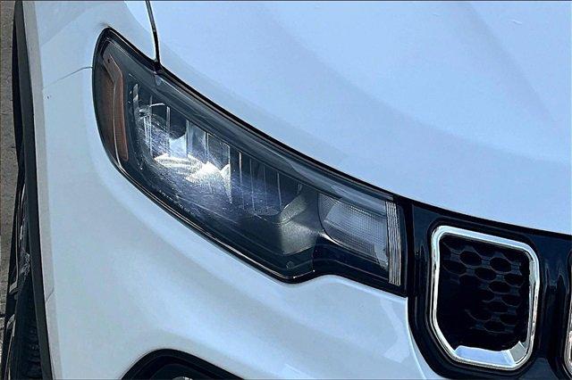 2023 Jeep Compass Vehicle Photo in TOPEKA, KS 66609-0000