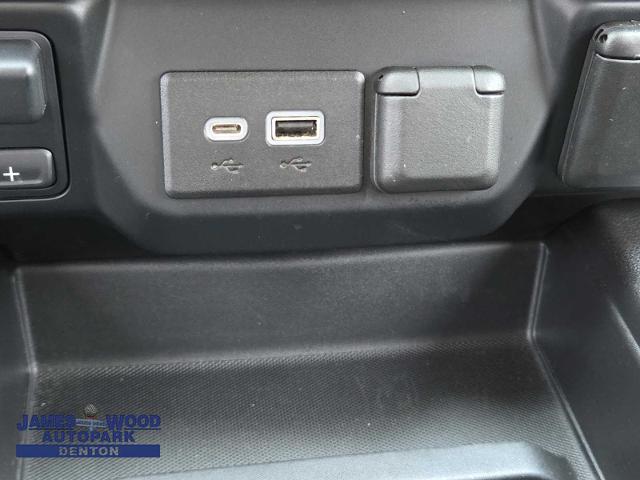 2021 Chevrolet Silverado 1500 Vehicle Photo in DENTON, TX 76210-9321