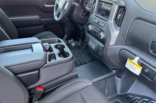 2025 GMC Sierra 1500 Vehicle Photo in ELK GROVE, CA 95757-8703