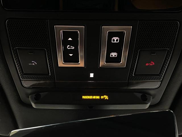 2024 Land Rover Defender Vehicle Photo in Appleton, WI 54913