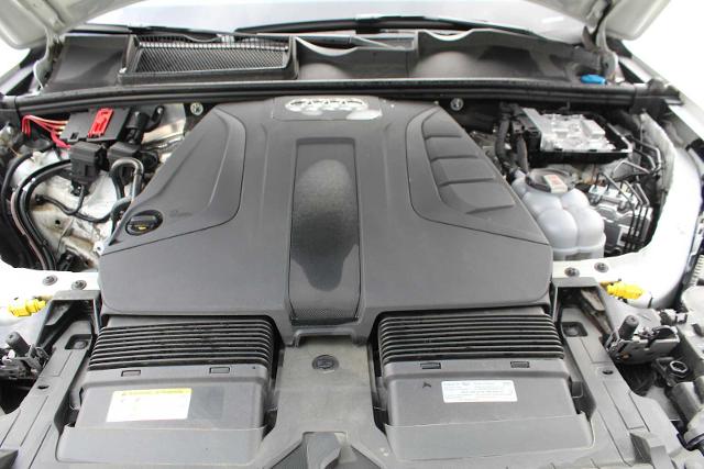2024 Audi Q7 Vehicle Photo in HOUSTON, TX 77090