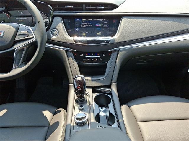 2025 Cadillac XT5 Vehicle Photo in ALLENTOWN, PA 18103-7399