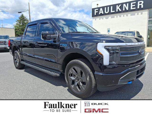 2023 Ford F-150 Lightning Vehicle Photo in HARRISBURG, PA 17111-1033