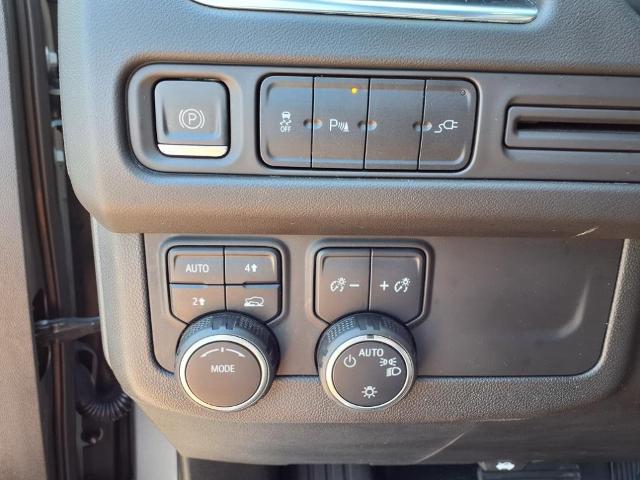 2021 Chevrolet Tahoe Vehicle Photo in EMPORIA, VA 23847-1235
