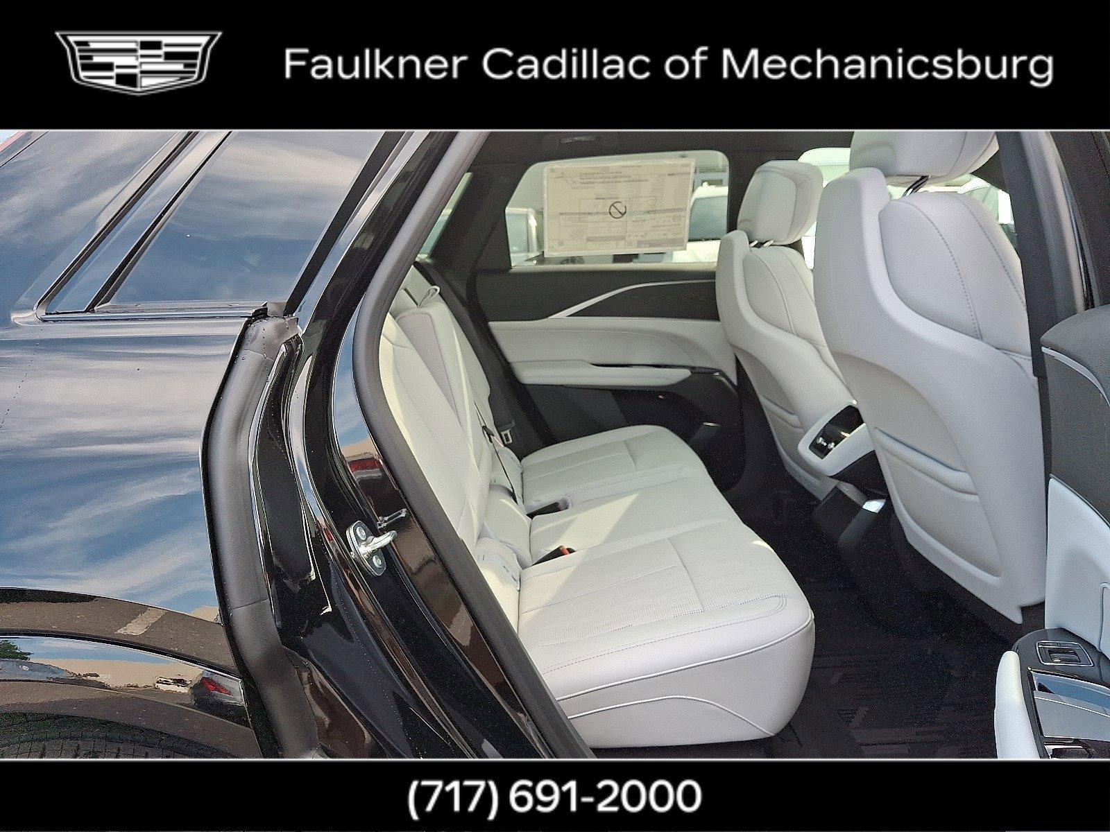 2025 Cadillac LYRIQ Vehicle Photo in MECHANICSBURG, PA 17050-1707