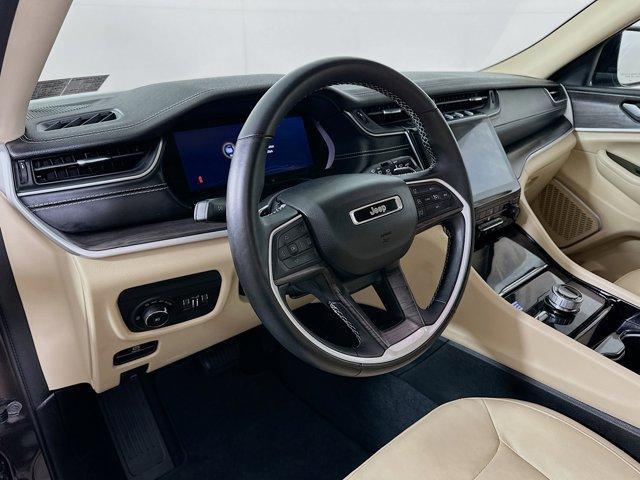 2022 Jeep Grand Cherokee L Vehicle Photo in Doylsetown, PA 18901